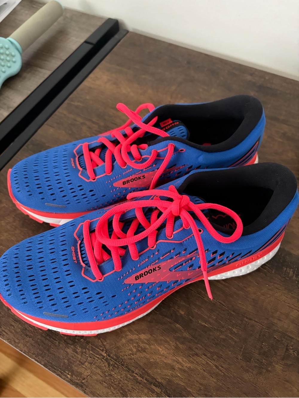 Brooks Women's Electric Blue and Hot Pink Running Sneakers